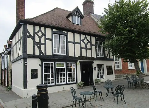 27 High Street, Royal Wootton Bassett