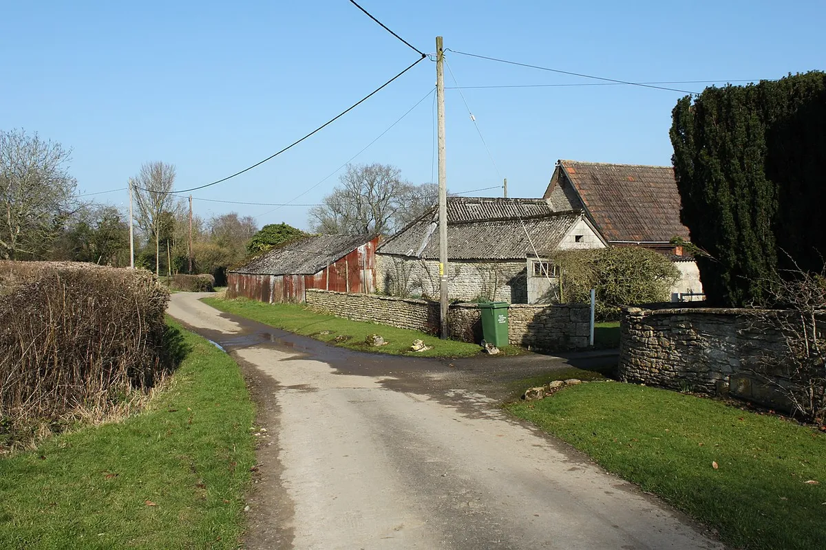2011 : Lane north east passing Peckingell Farm