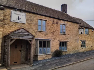 Bar, Restaurant, Accomadation