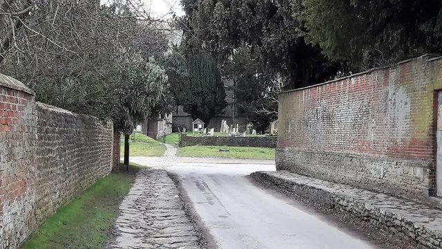 Approach to the church, West Hanney