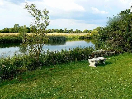 Thames River Walk, Buscot