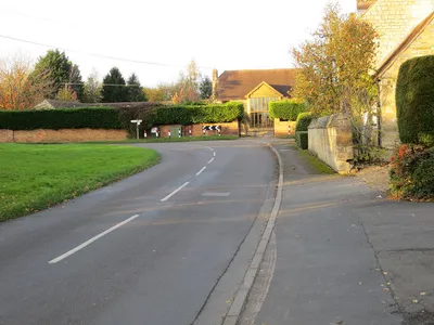 Junction of roads in Lenchwick
