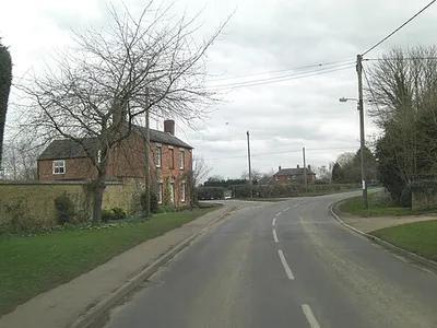 B4031 junction with Earls Lane