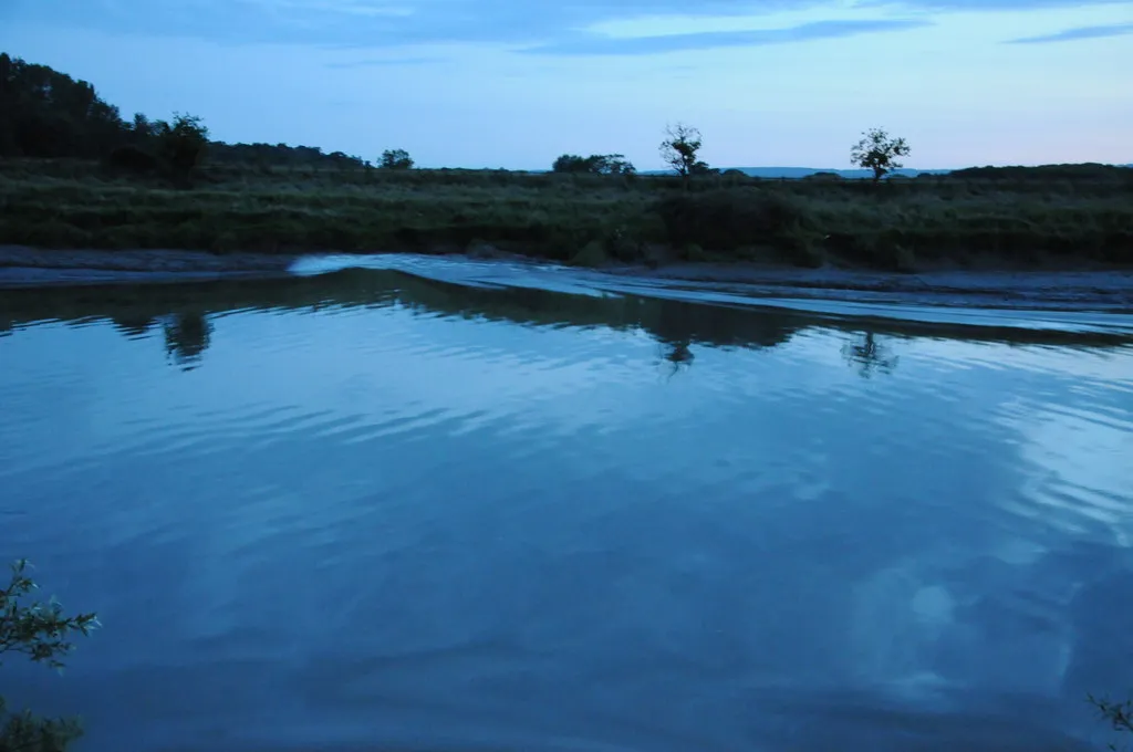 A twilight Severn Bore
