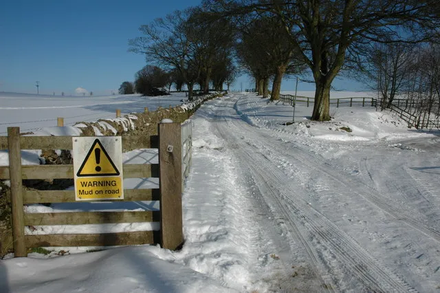 View northeast along a minor road at Stockwell, Gloucestershire, in snow