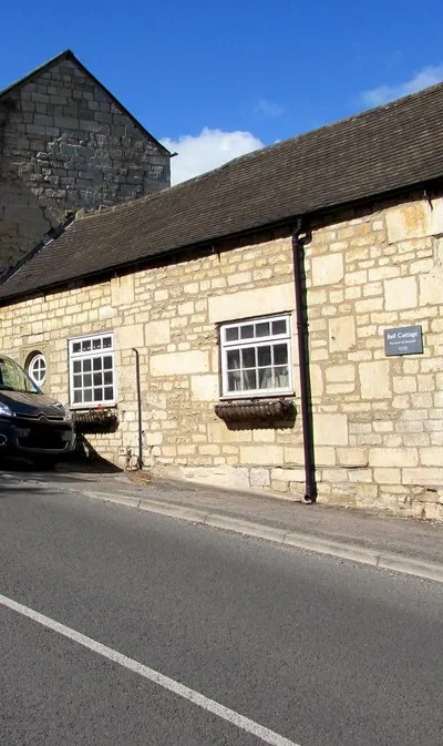 Bell Cottage and The Bell, Burleigh