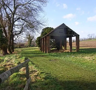 Barn near The Battle Trail,  Evesham