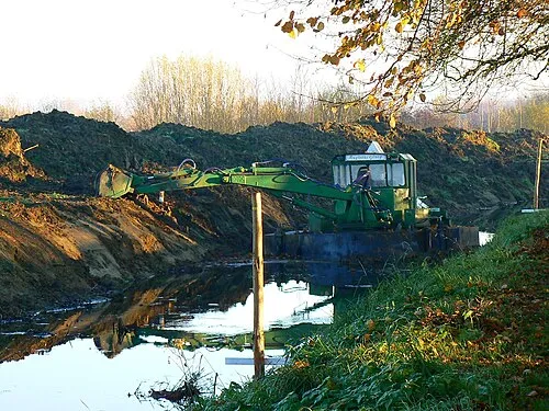 Augustus Gloop in the Thames and Severn Canal, near South Cerney