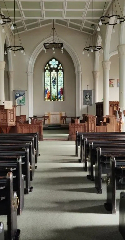 AMBERLEY, Holy Trinity - int