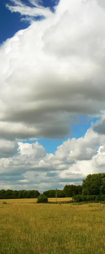 Clouds over Harnhill