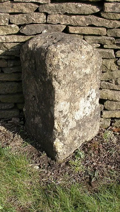 Old Milestone south of Hampton Fields, Minchinhampton Parish
