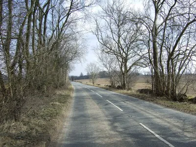 B4068 heading east