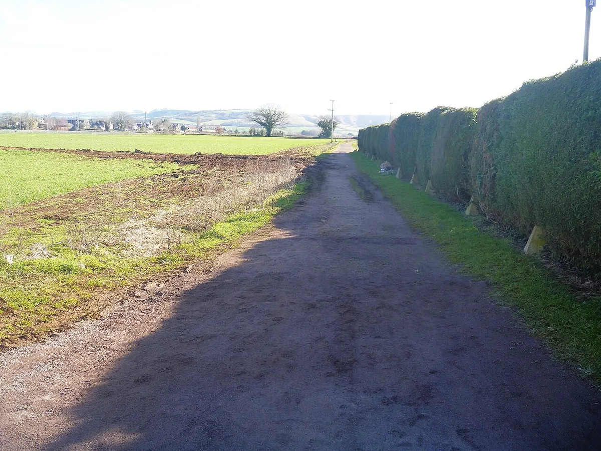 A walk around Bromham [1]