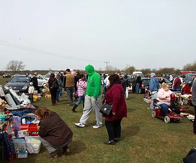 Car boot sale at Ducklington