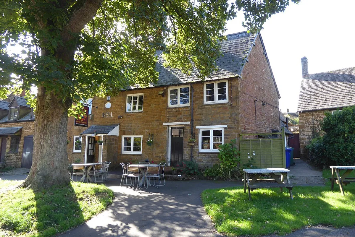 Bell Inn, Shenington