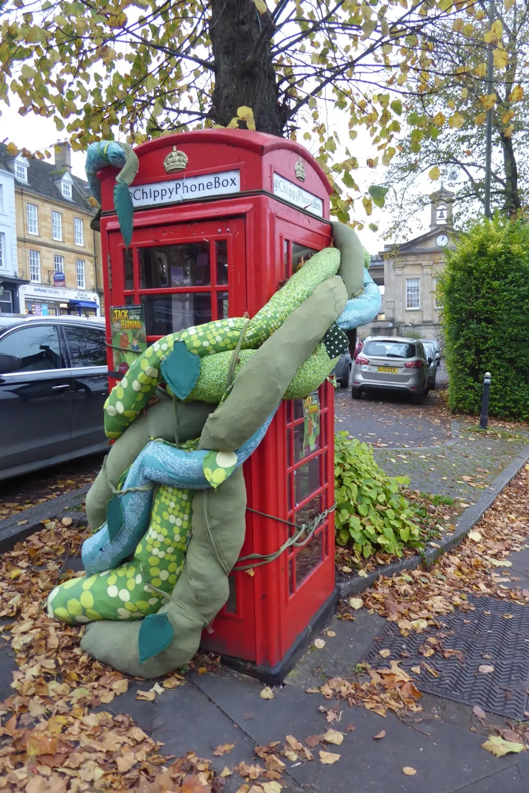 A redundant telephone box