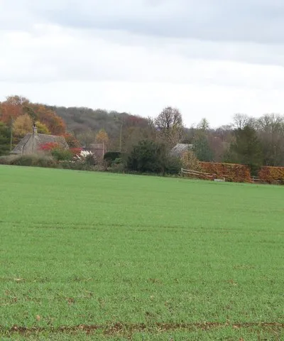 Across the fields to Notgrove Leaving the minor road, the Diamond Way crosses a newly planted field towards Notgrove. The path runs to the left of the cottage with the visible chimney. The path has not be reinstated.