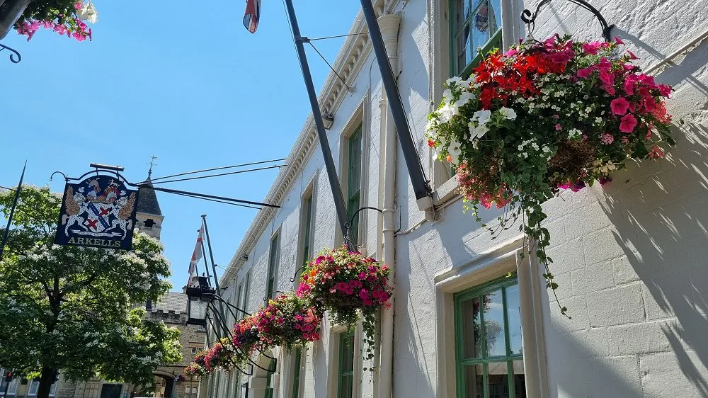 Lansdowne Strand Hotel