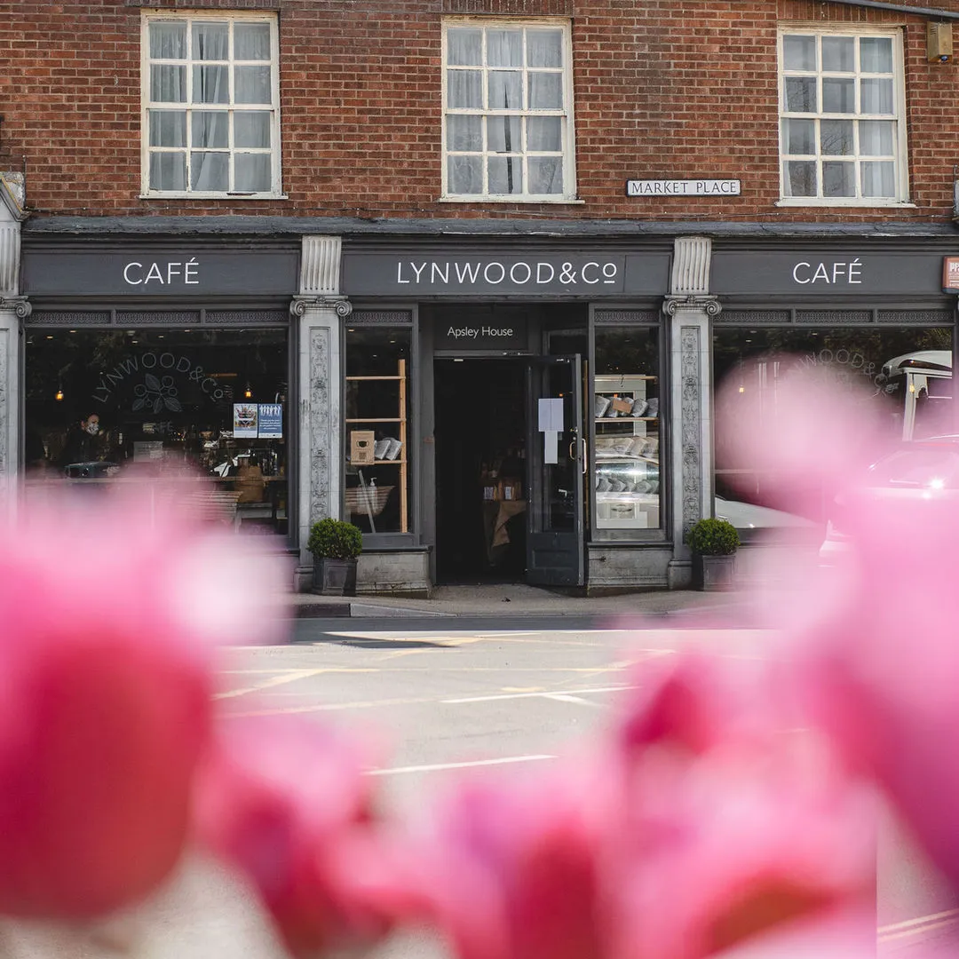 Lynwood & Co Café